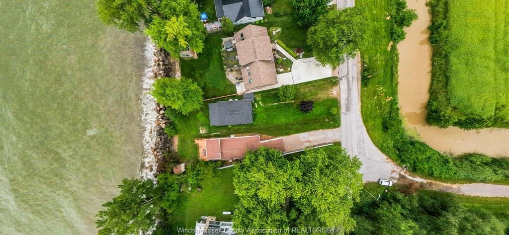 390 East Beach, Leamington, ON