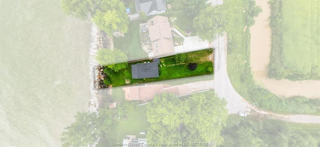 390 East Beach, Leamington, ON