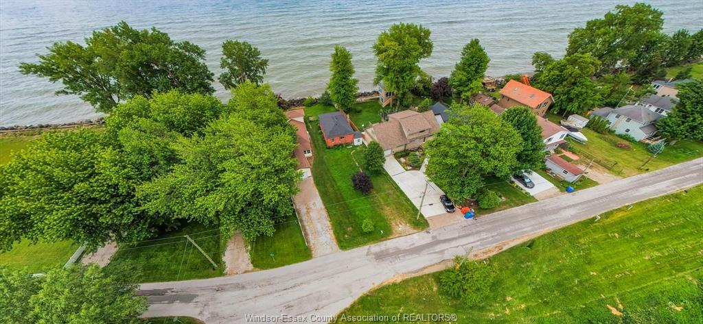 390 East Beach, Leamington, ON