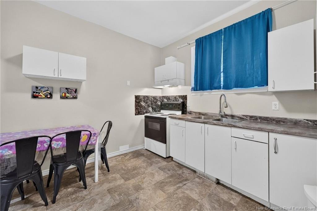 103 Thomas, Dieppe, NB