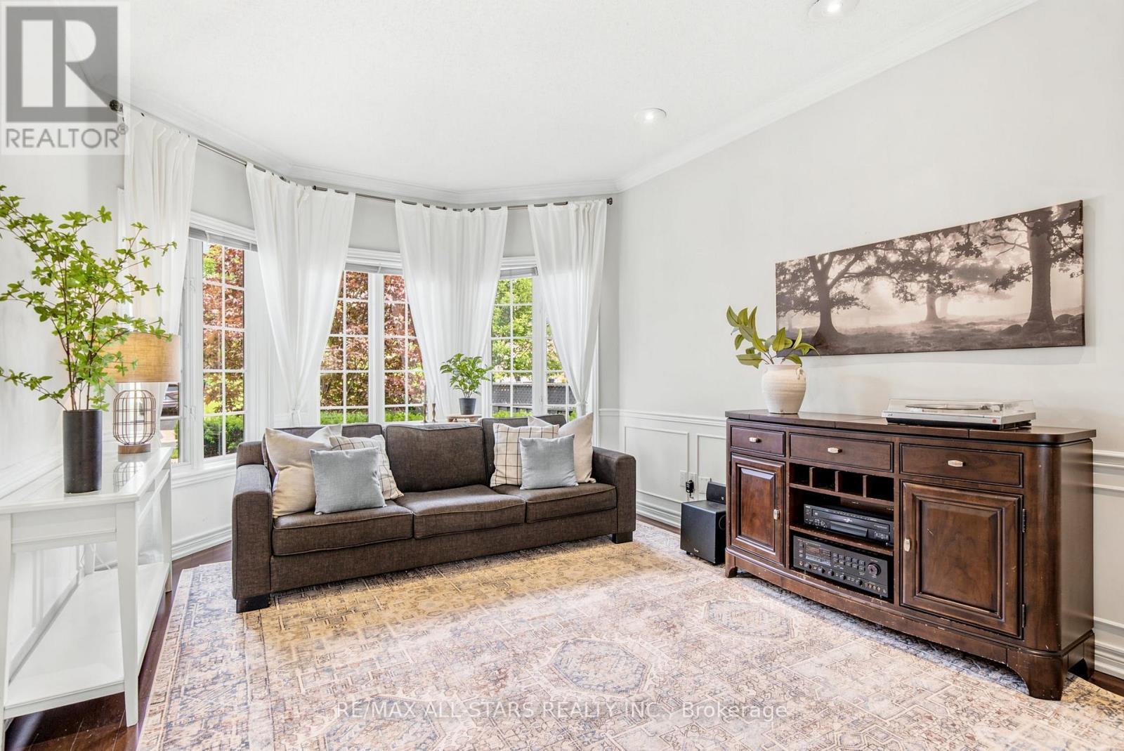 4 Dennis Drive, Ajax, ON