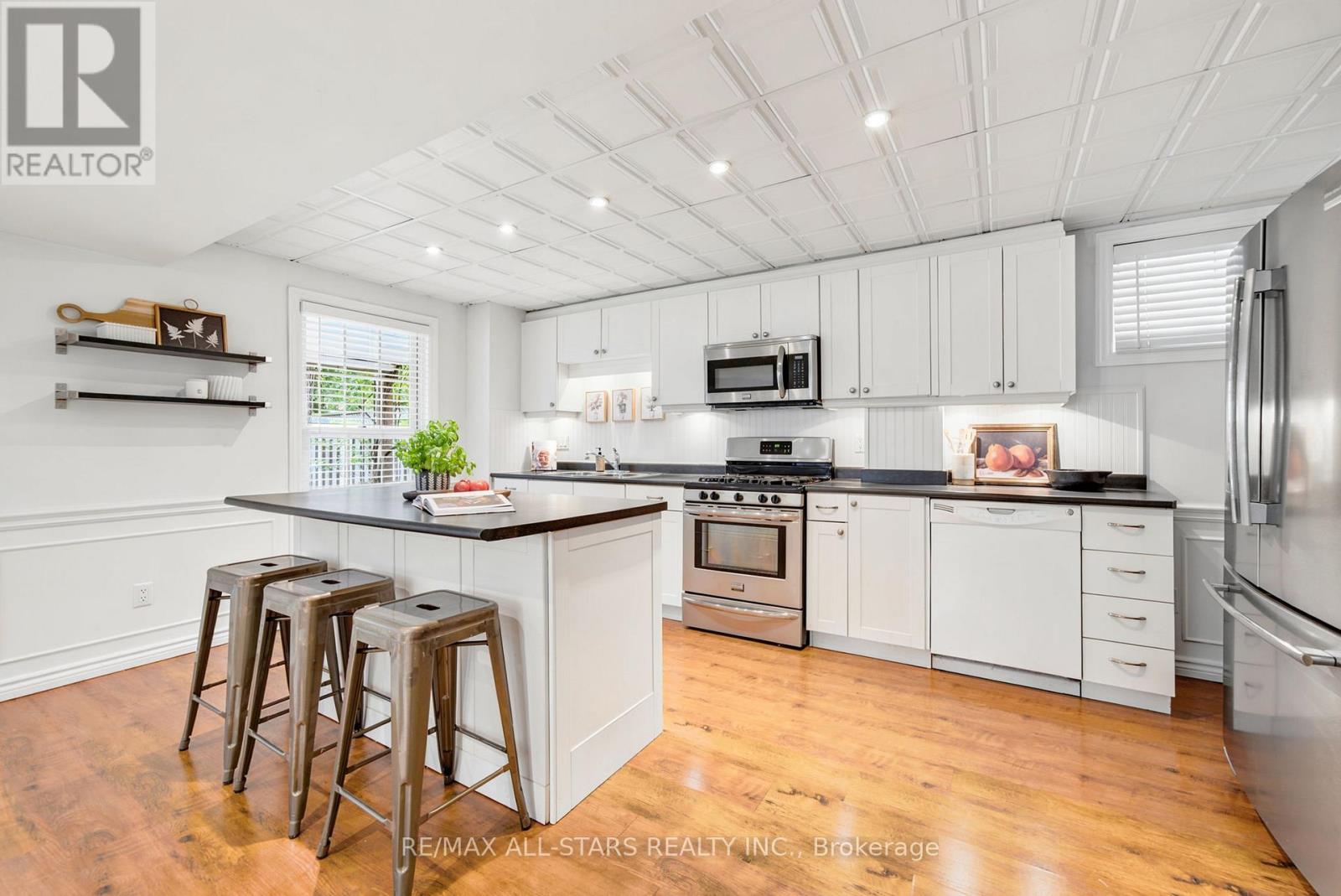 4 Dennis Drive, Ajax, ON