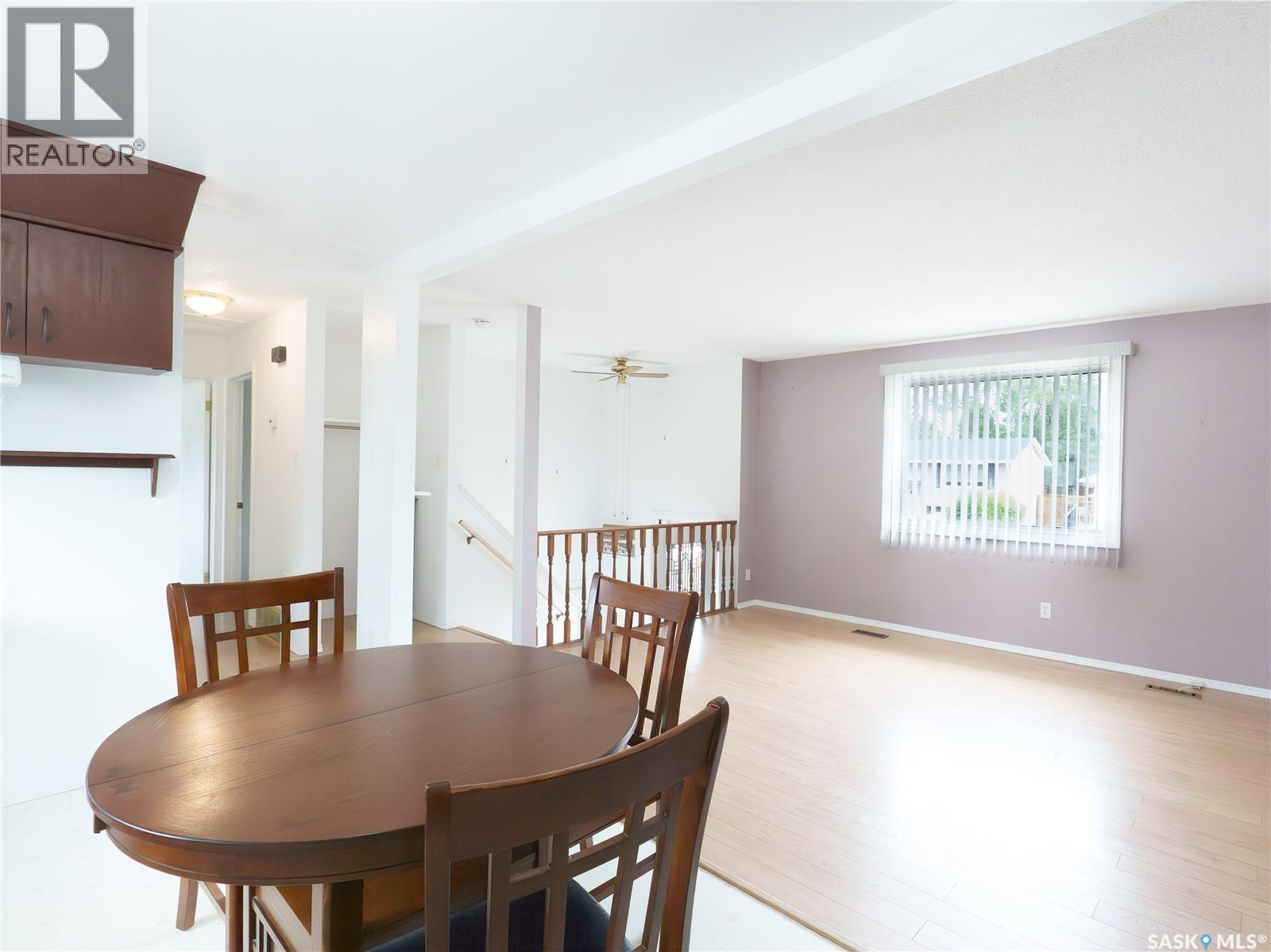 10 Roberts Place, Regina, SK