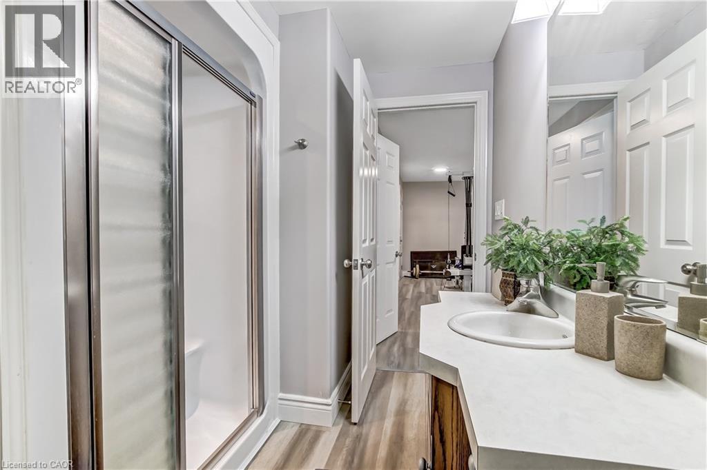 139 Mannheim Crescent, Mannheim, ON - Indoor Photo Showing Bathroom