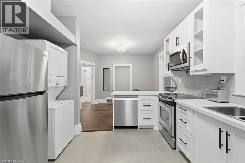 70 Robert Street, Hamilton, ON