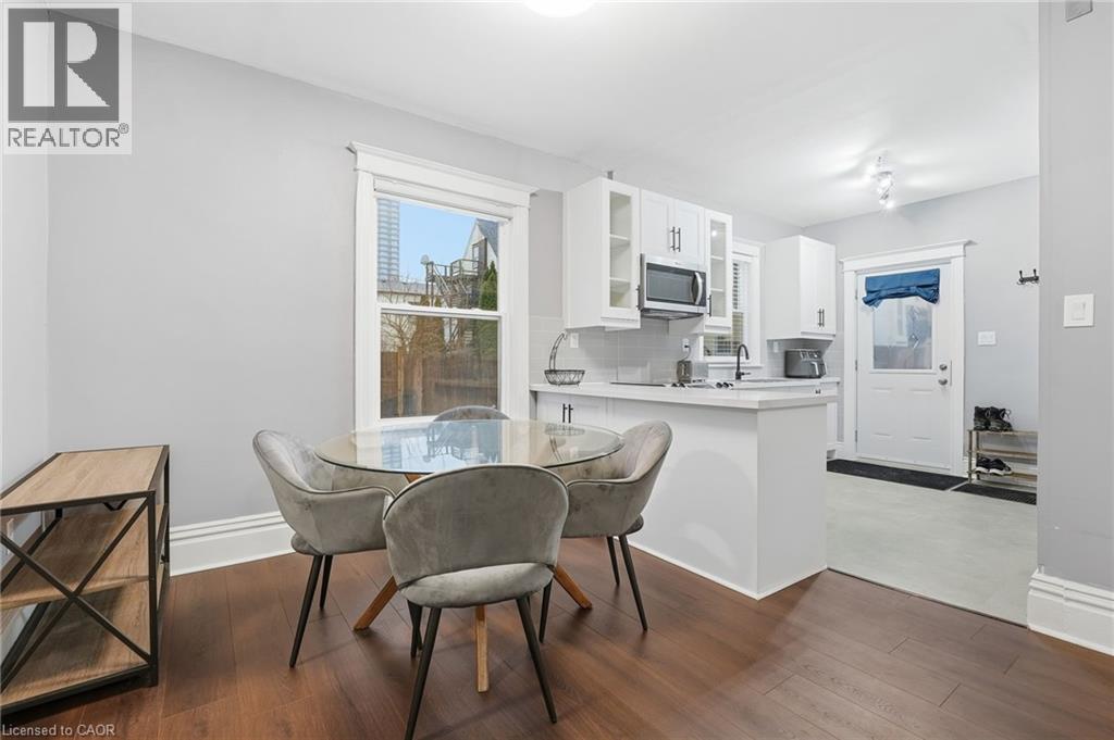 70 Robert Street, Hamilton, ON