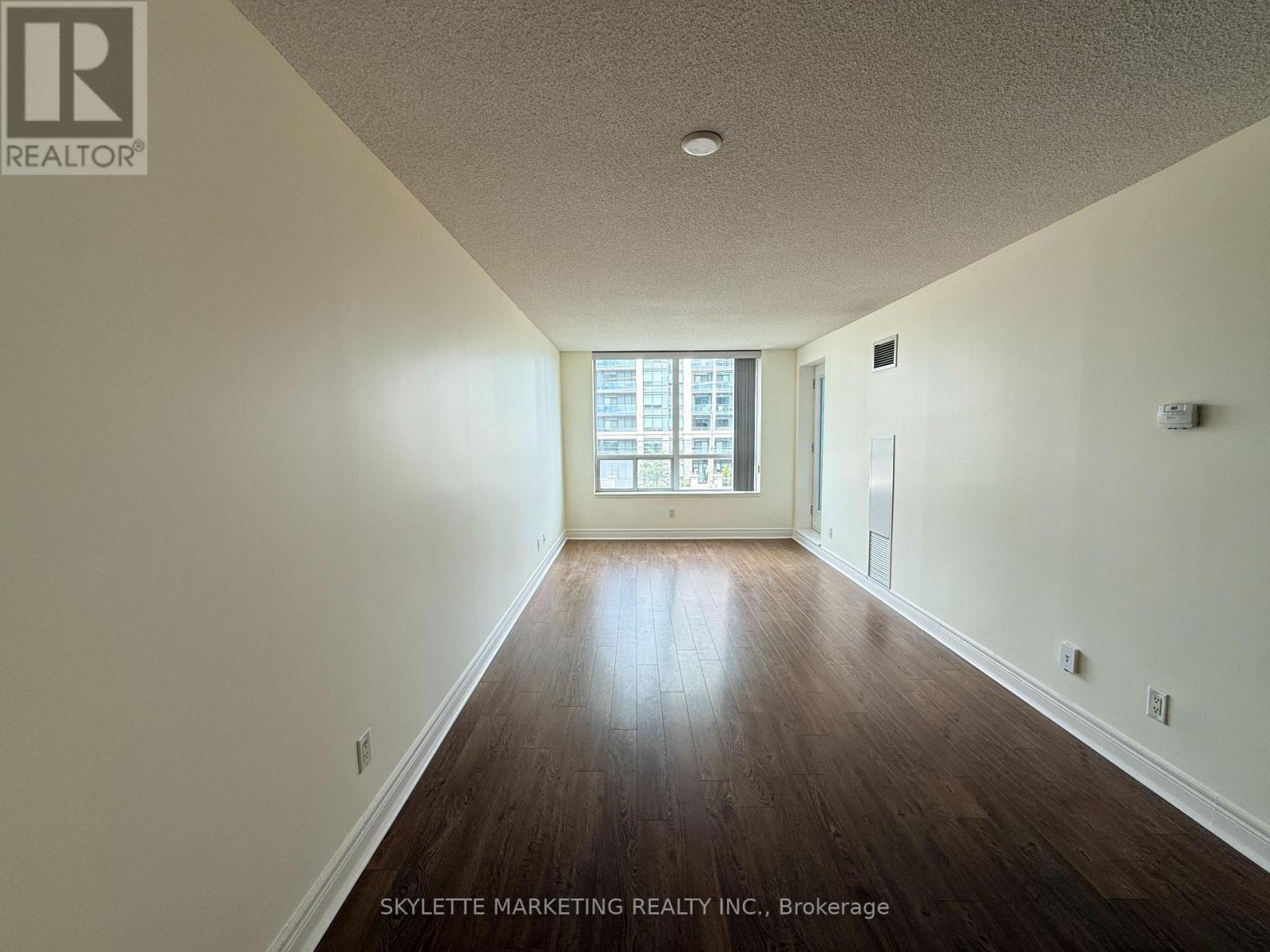 310 - 62 Suncrest Boulevard, Markham, ON