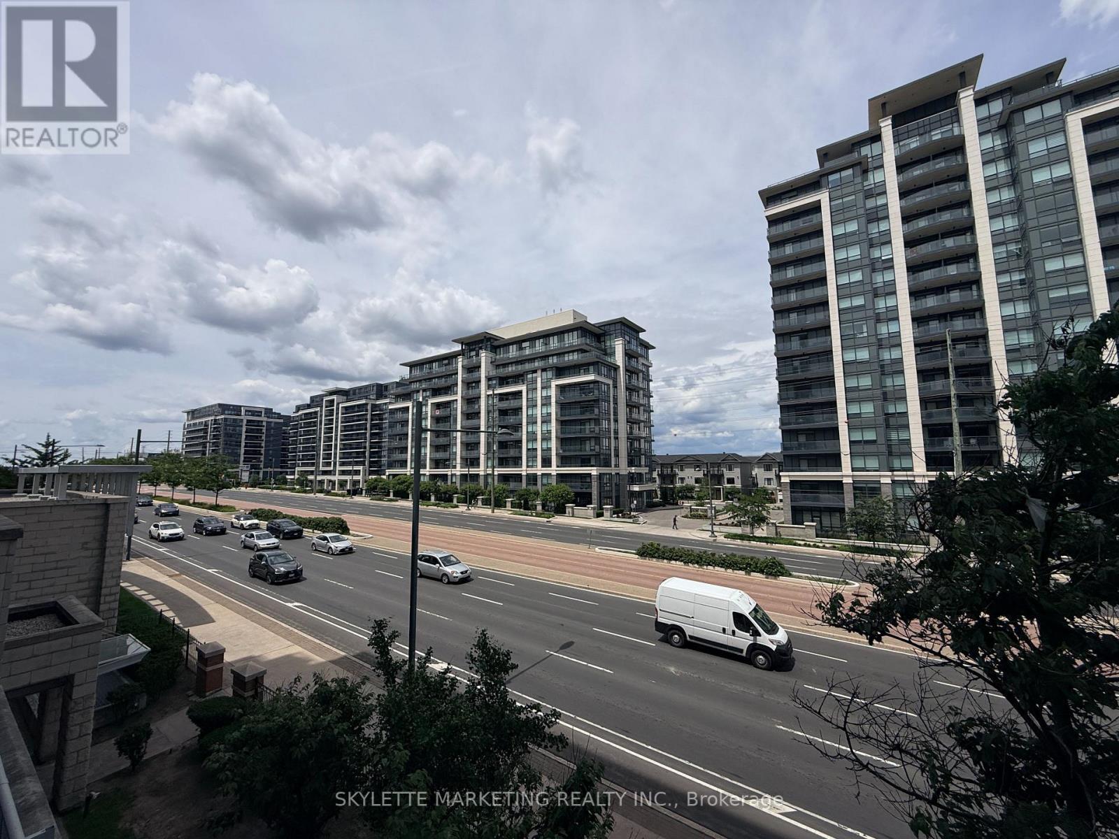 310 - 62 Suncrest Boulevard, Markham, ON