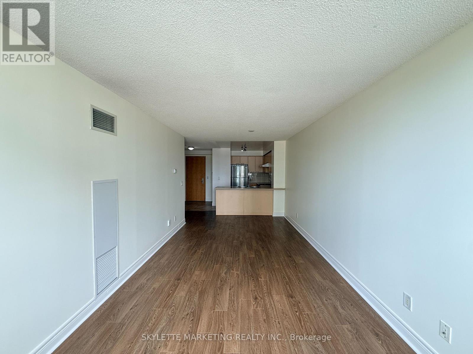 310 - 62 Suncrest Boulevard, Markham, ON