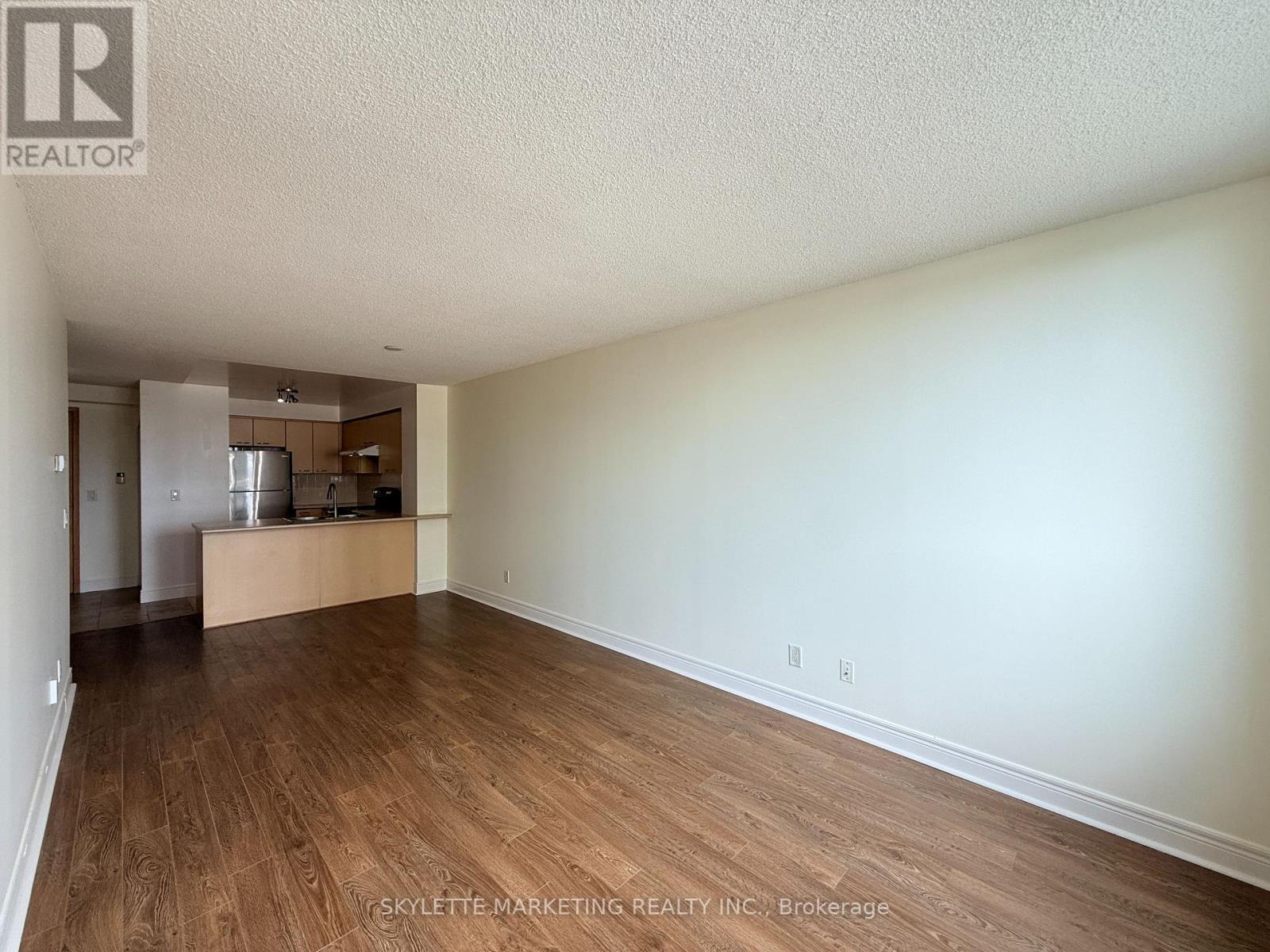310 - 62 Suncrest Boulevard, Markham, ON