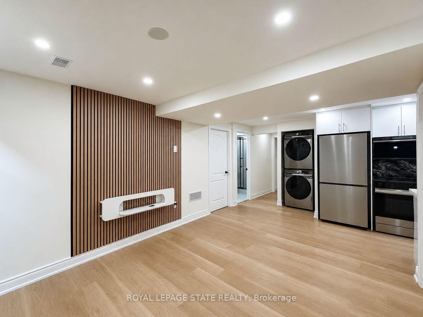 Lower Unit-4 Waterside Drive, Hamilton, ON