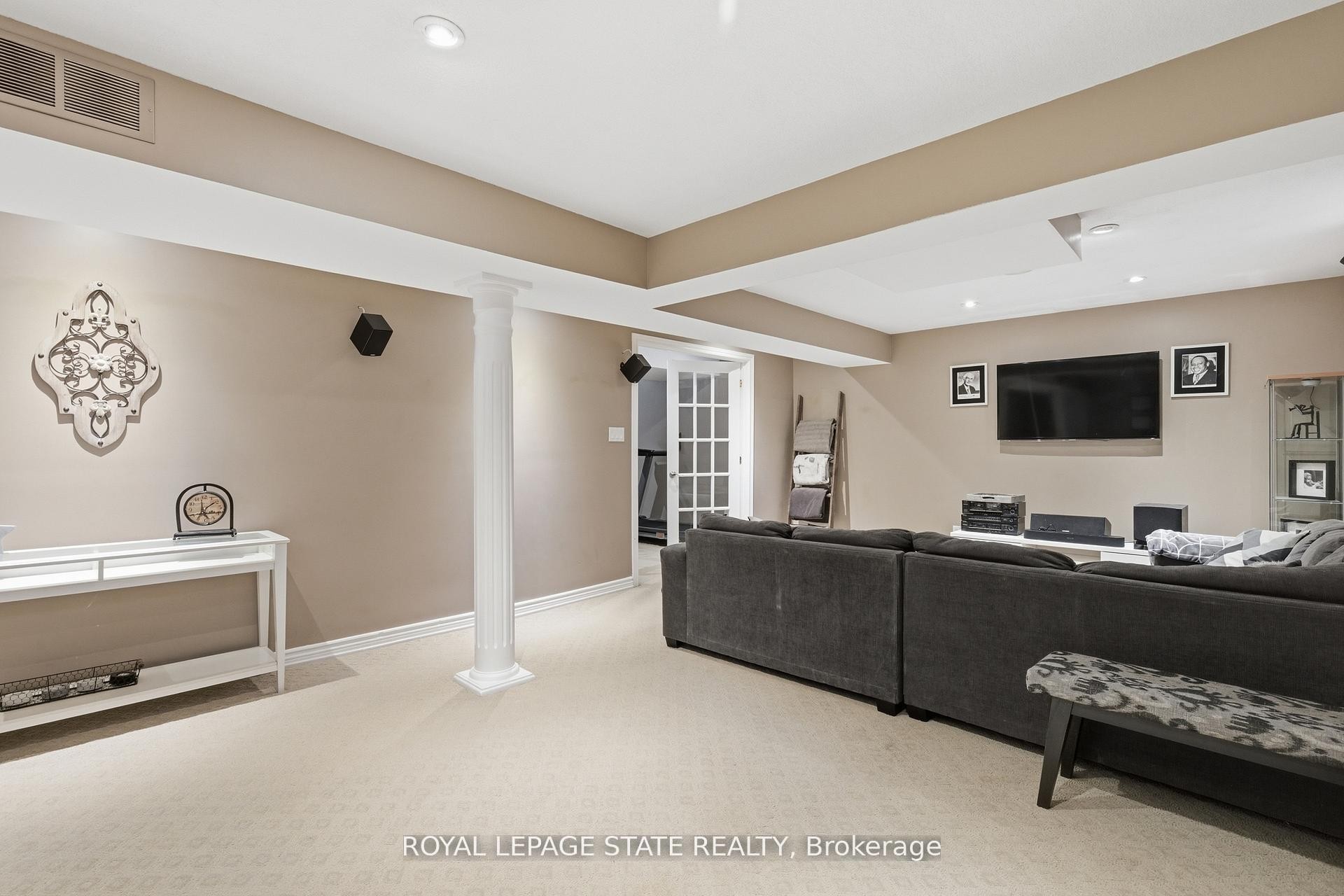 84 Duncairn Crescent, Hamilton, ON - Indoor