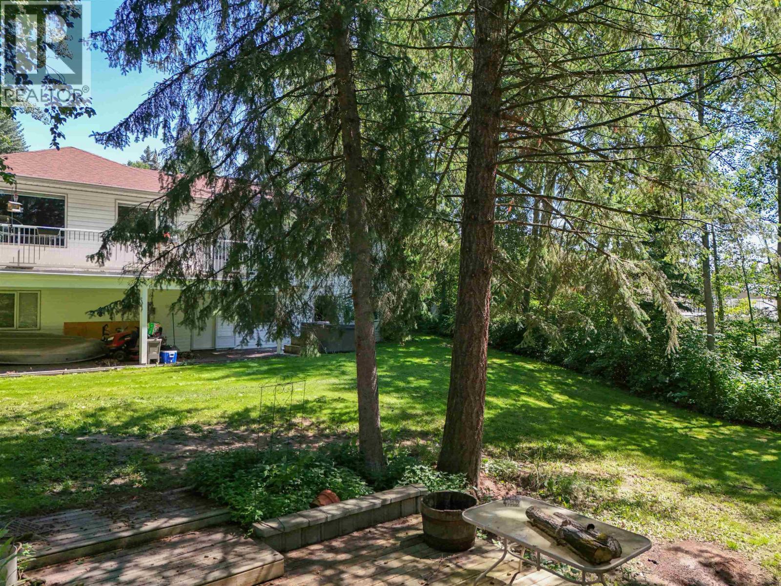 221 S Phillips Road, Quesnel, BC