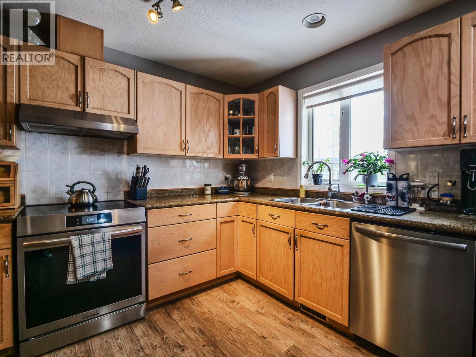 221 S Phillips Road, Quesnel, BC