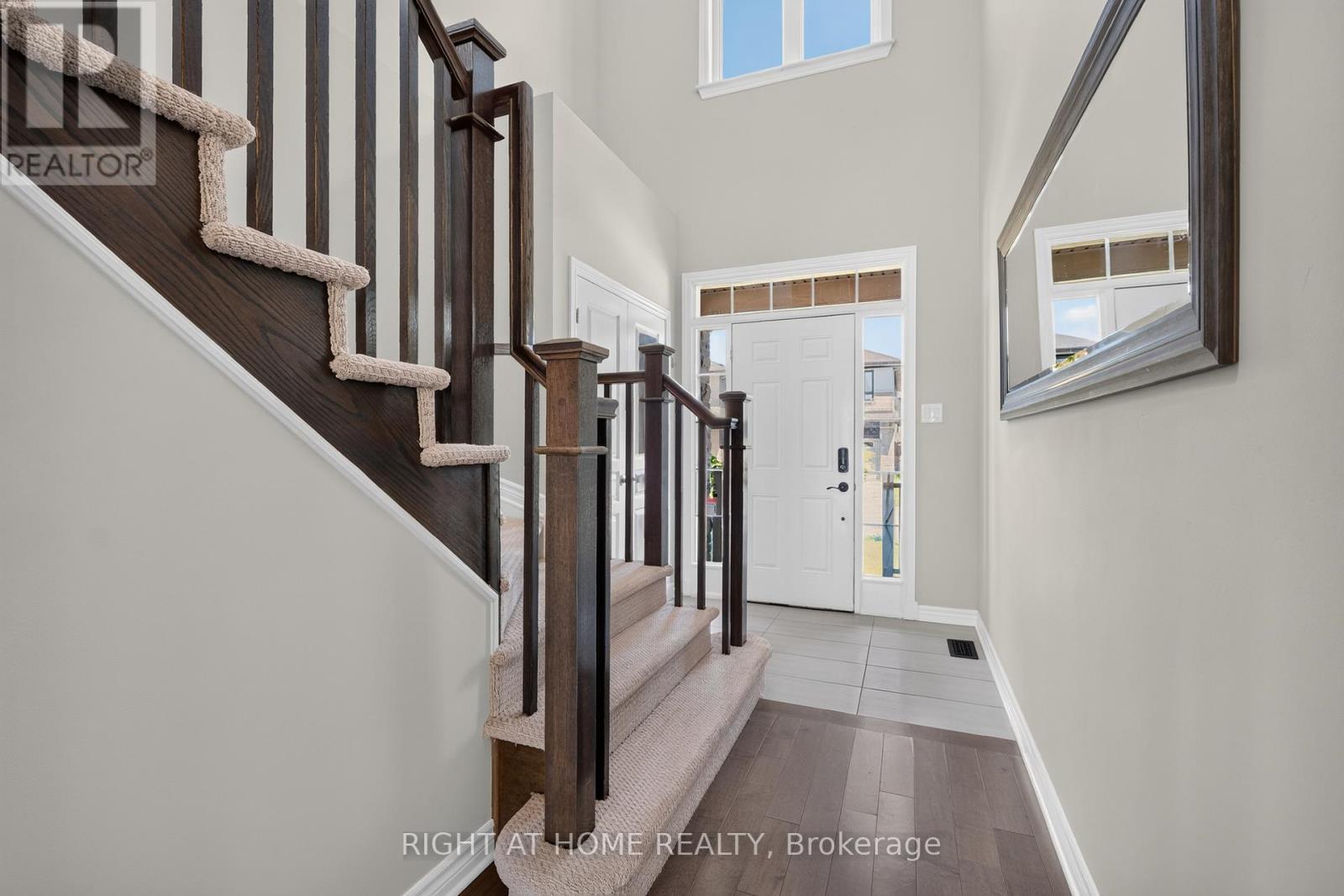 207 Mareth Way, Ottawa, ON