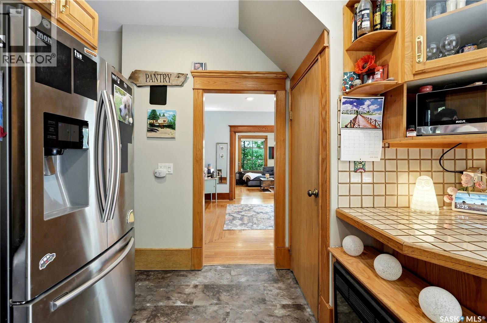 606 Bedford Road, Saskatoon, SK