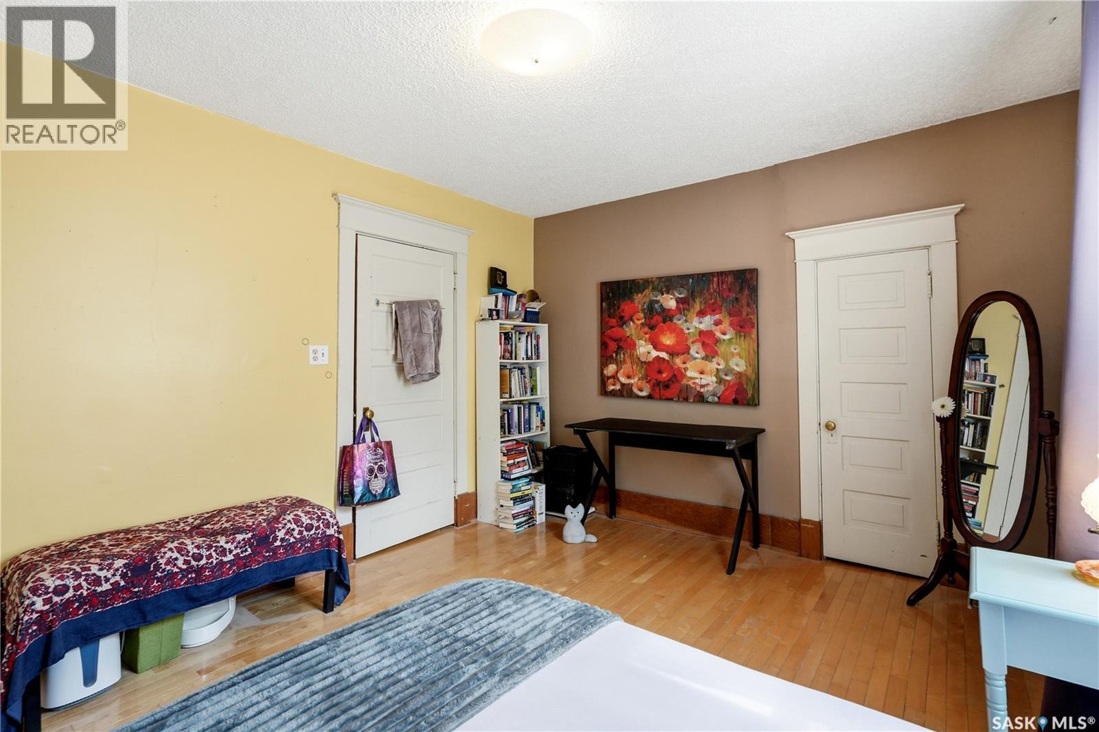 606 Bedford Road, Saskatoon, SK