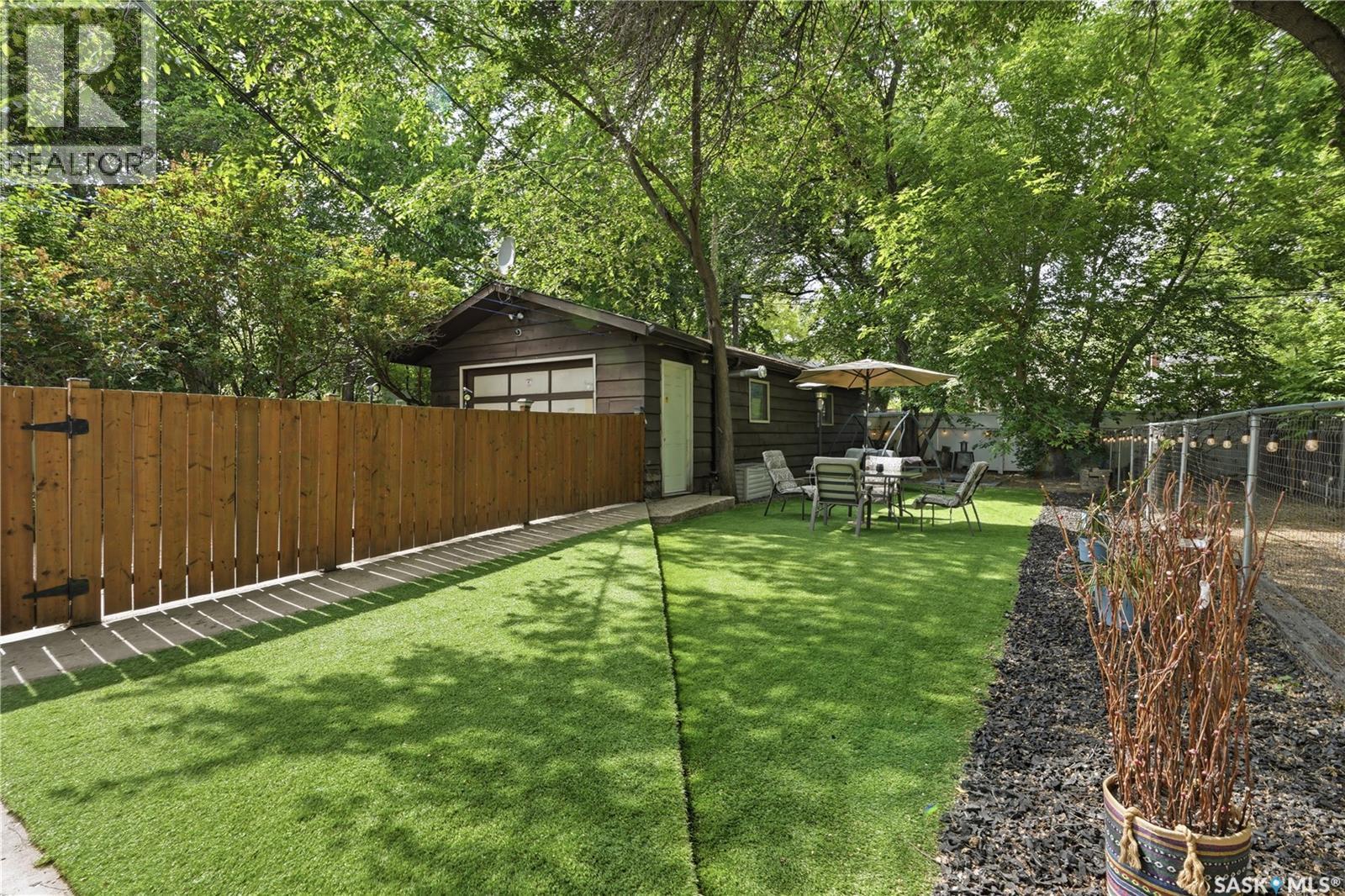 606 Bedford Road, Saskatoon, SK
