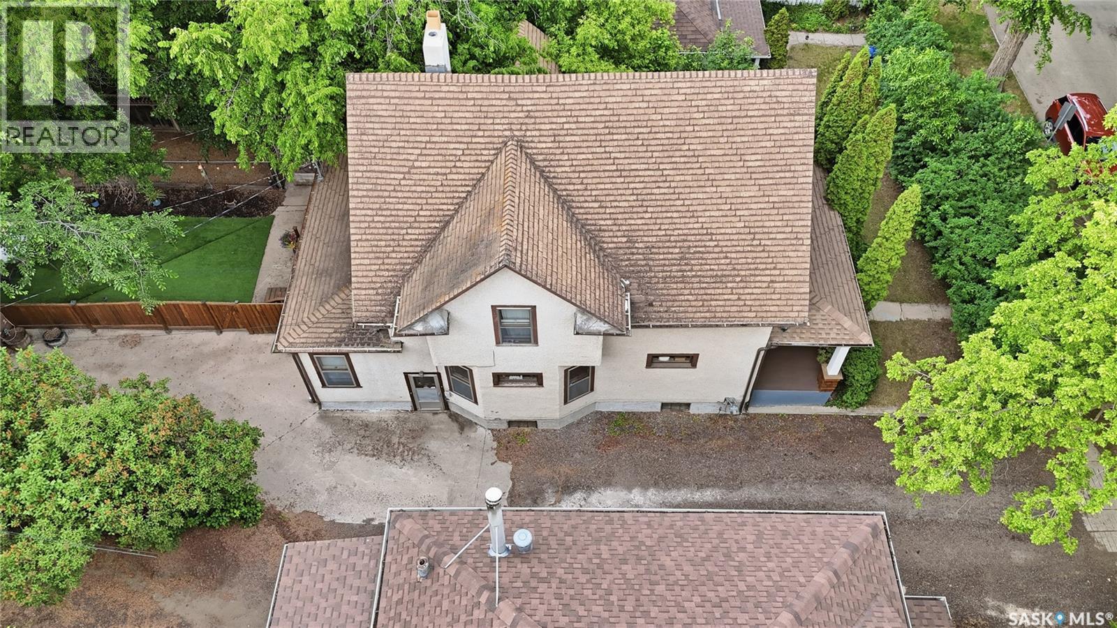 606 Bedford Road, Saskatoon, SK