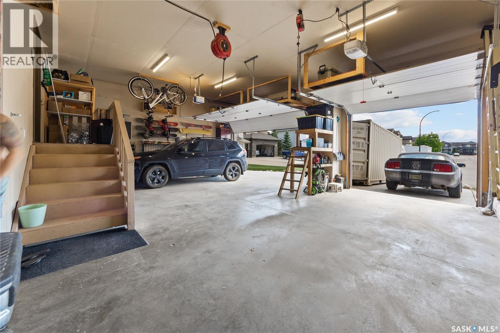 1242 Willowgrove Court, Saskatoon, SK