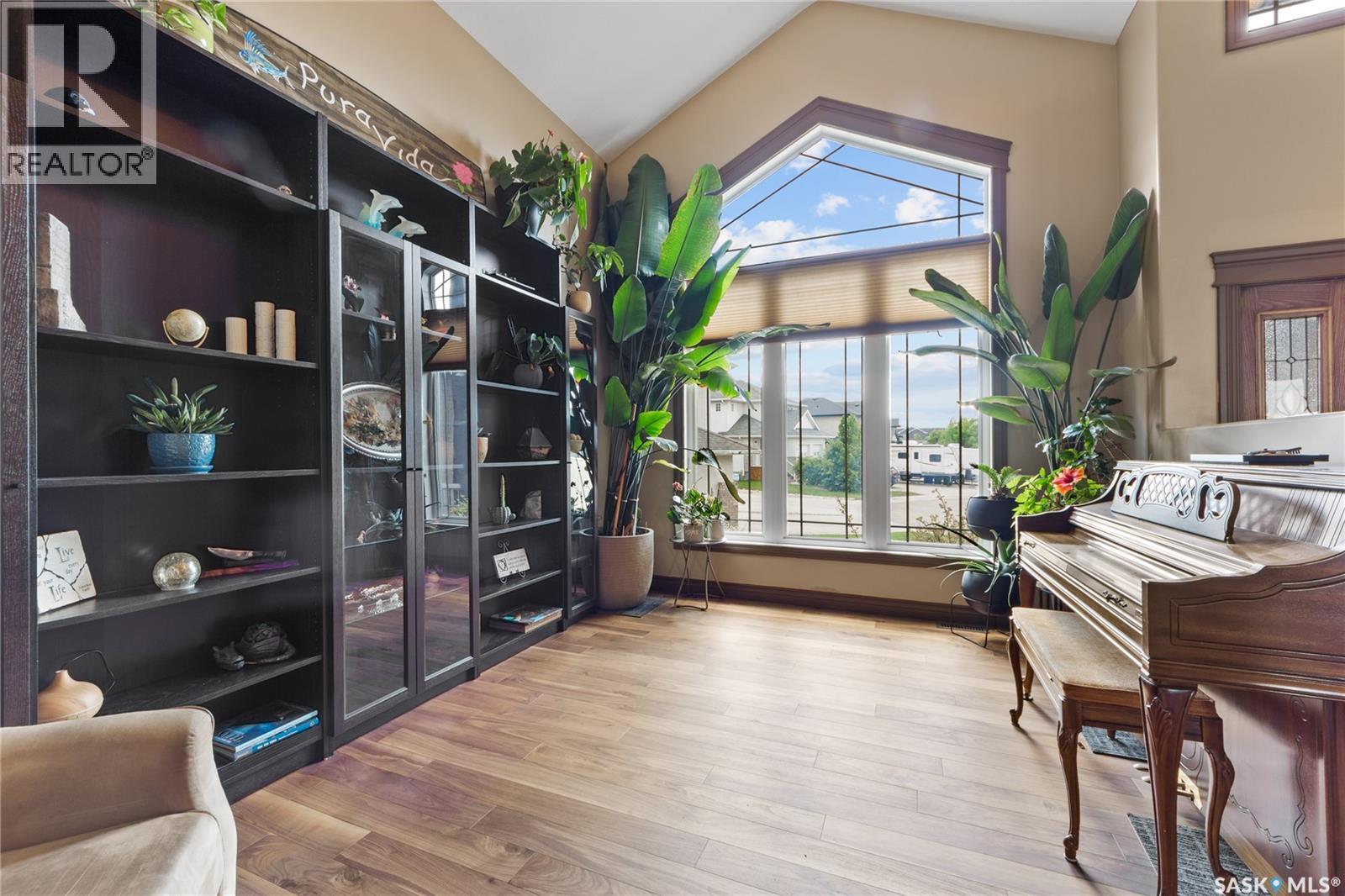 1242 Willowgrove Court, Saskatoon, SK