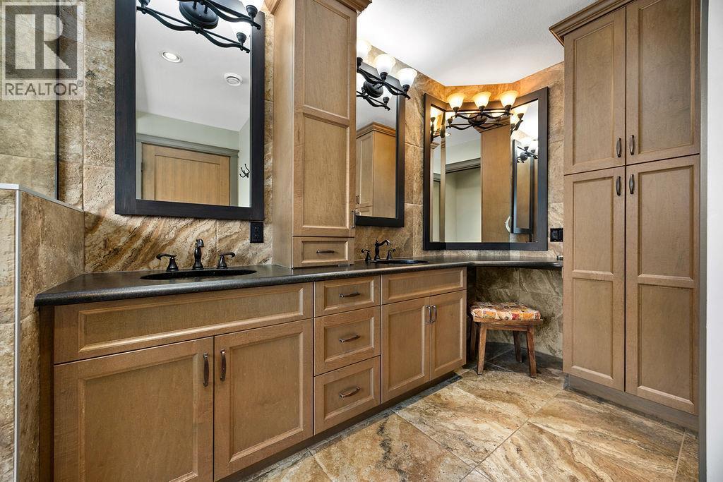 WOW ensuite, I would live in here! - 13707 Watson Drive, Coldstream, BC