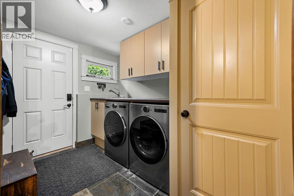 laundry - 13707 Watson Drive, Coldstream, BC
