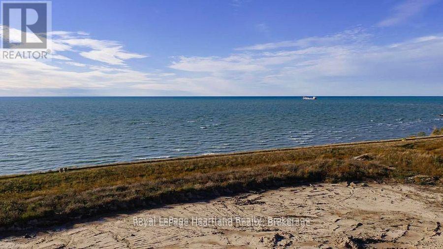 Imagine this being your view! - 472 Coast Drive, Goderich (Goderich (Town)), ON