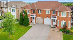 135 WAINSCOT AVENUE Newmarket, ON L3X 2X6