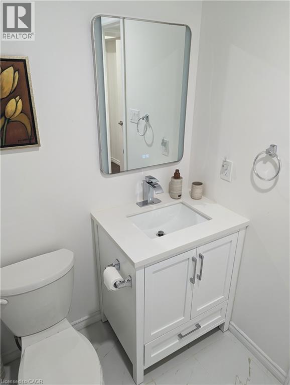 Heated mirror with lighting - 561 Marl Meadow Crescent Unit# Lower, Kitchener, ON