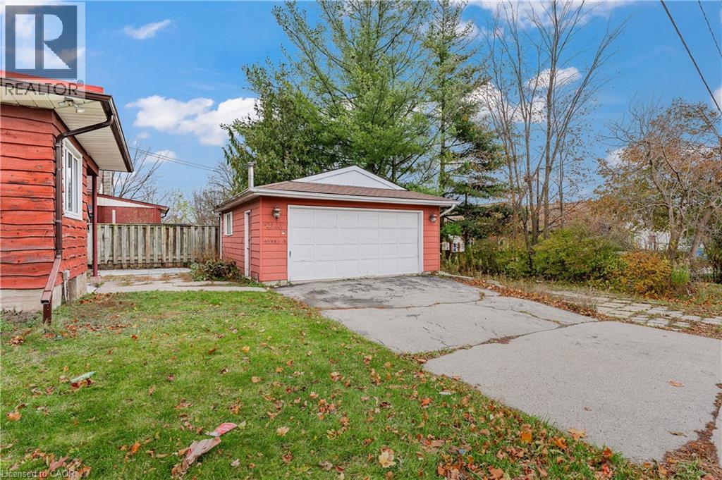 497 Victoria Street S, Kitchener, ON - Outdoor