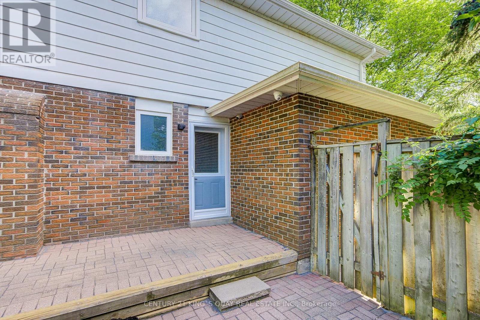32 Chant Crescent, Markham, ON