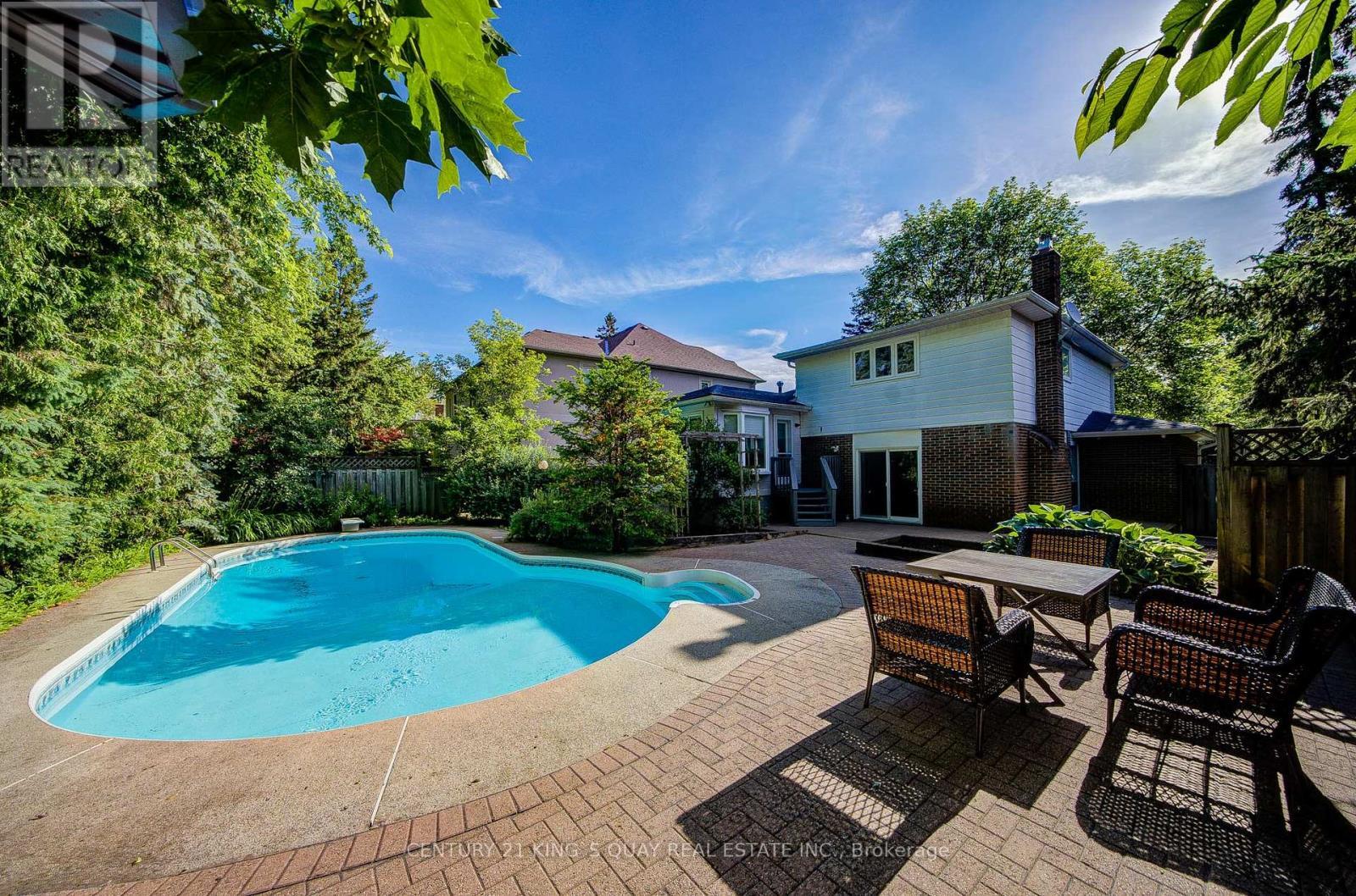 32 Chant Crescent, Markham, ON