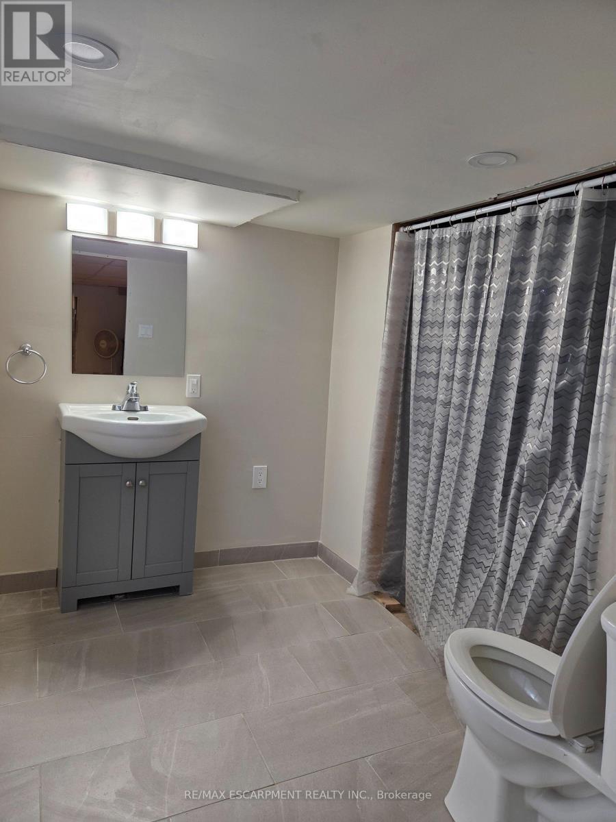 125 Cavell Avenue, Hamilton, ON