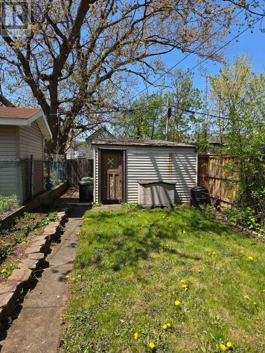 125 Cavell Avenue, Hamilton, ON
