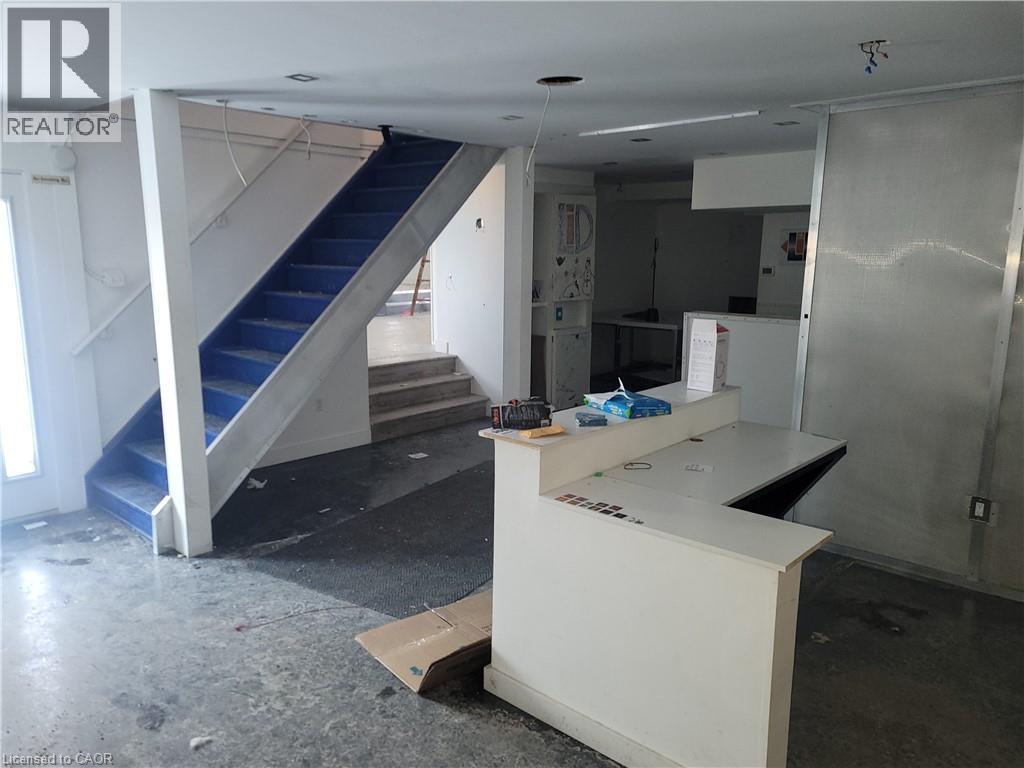 549 Lancaster Street W, Kitchener, ON