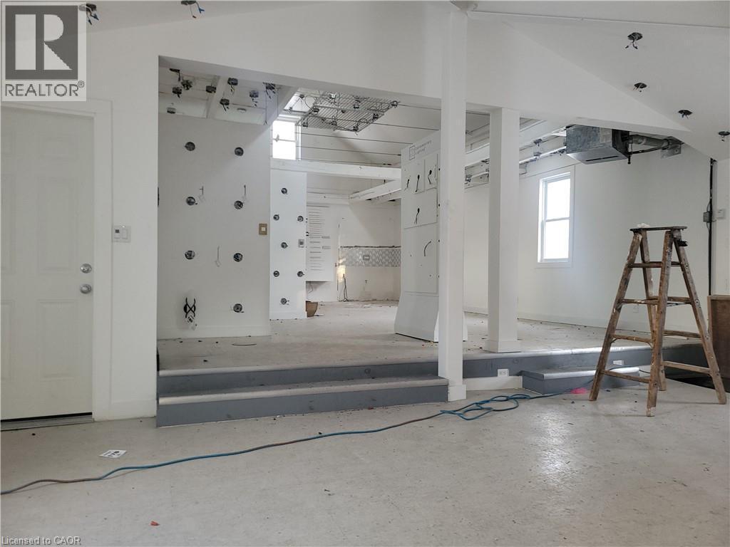 549 Lancaster Street W, Kitchener, ON
