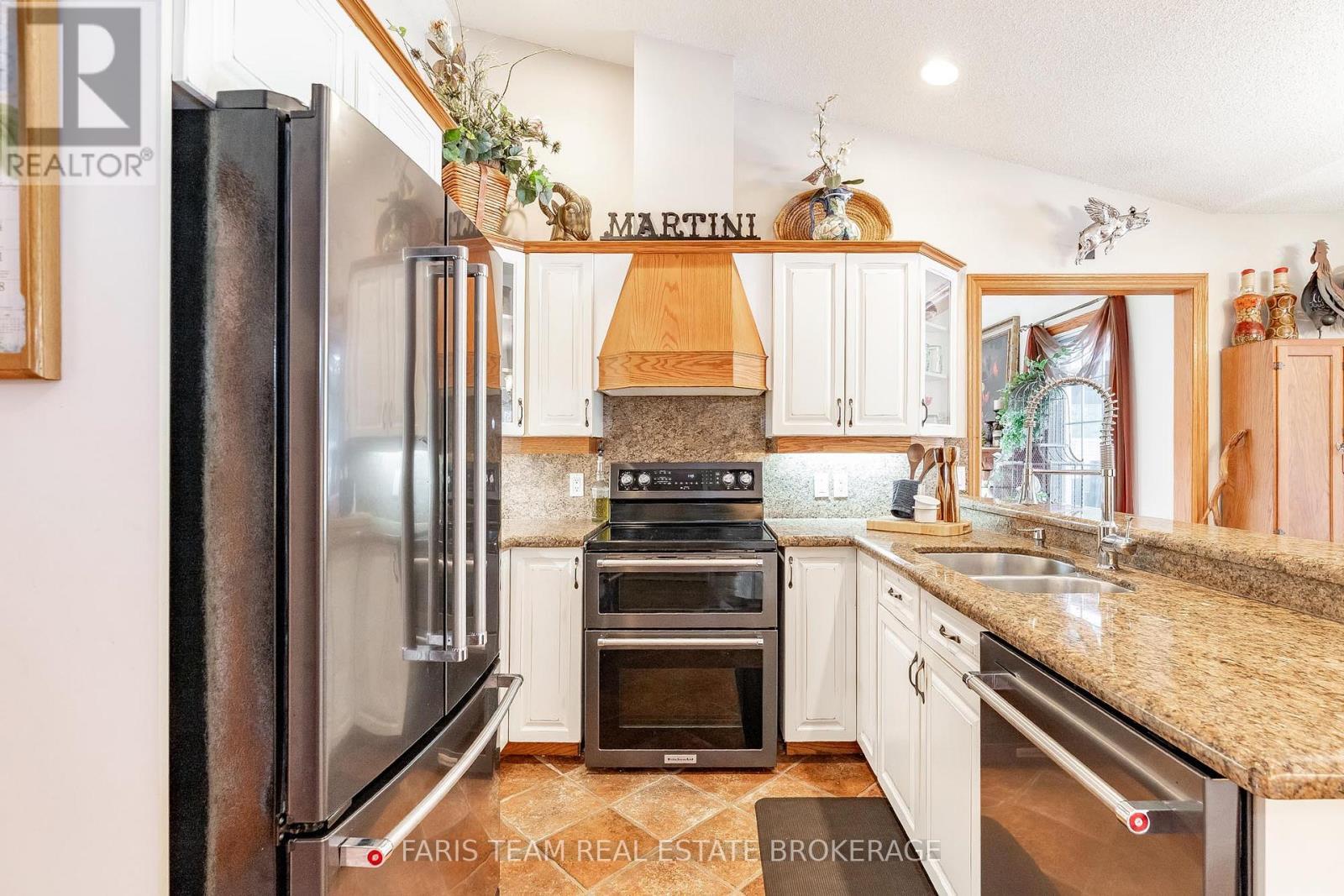 34 Concession Road 8 E, Tiny, ON