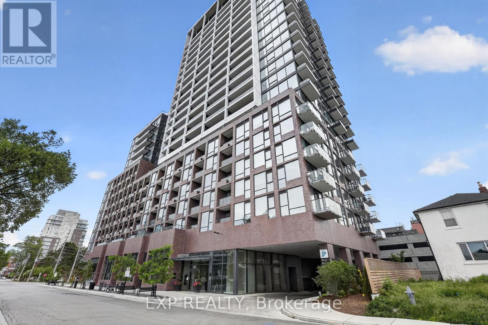1012 - 28 Ann Street, Mississauga, ON