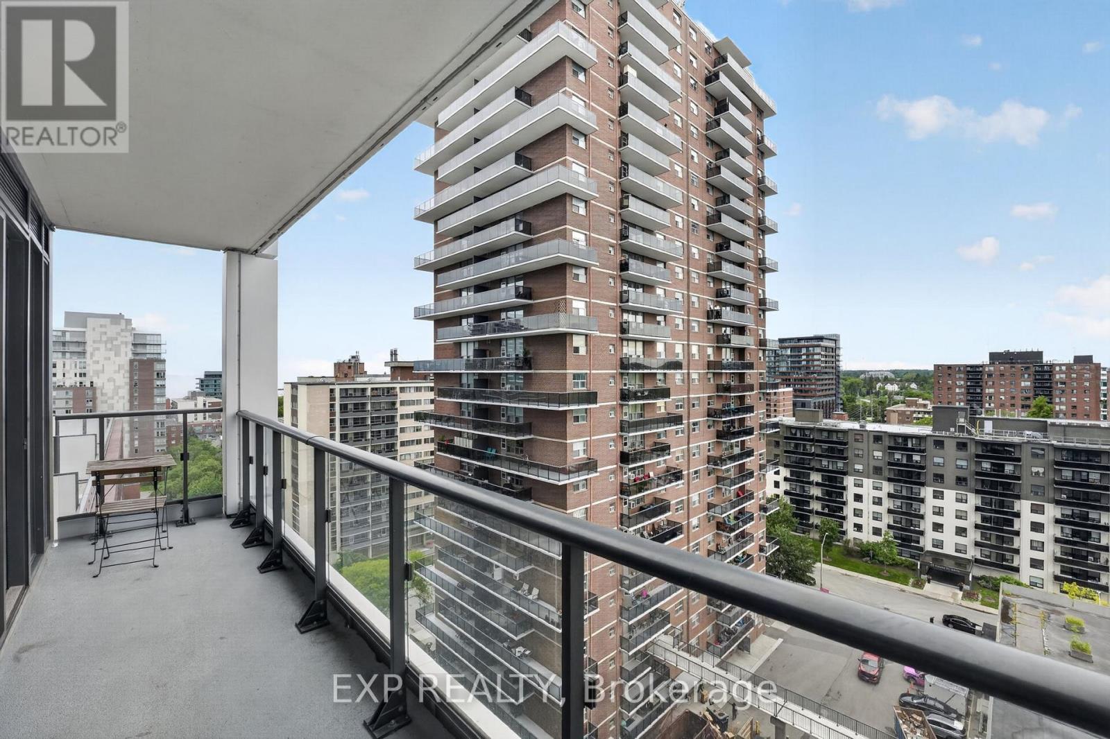1012 - 28 Ann Street, Mississauga, ON