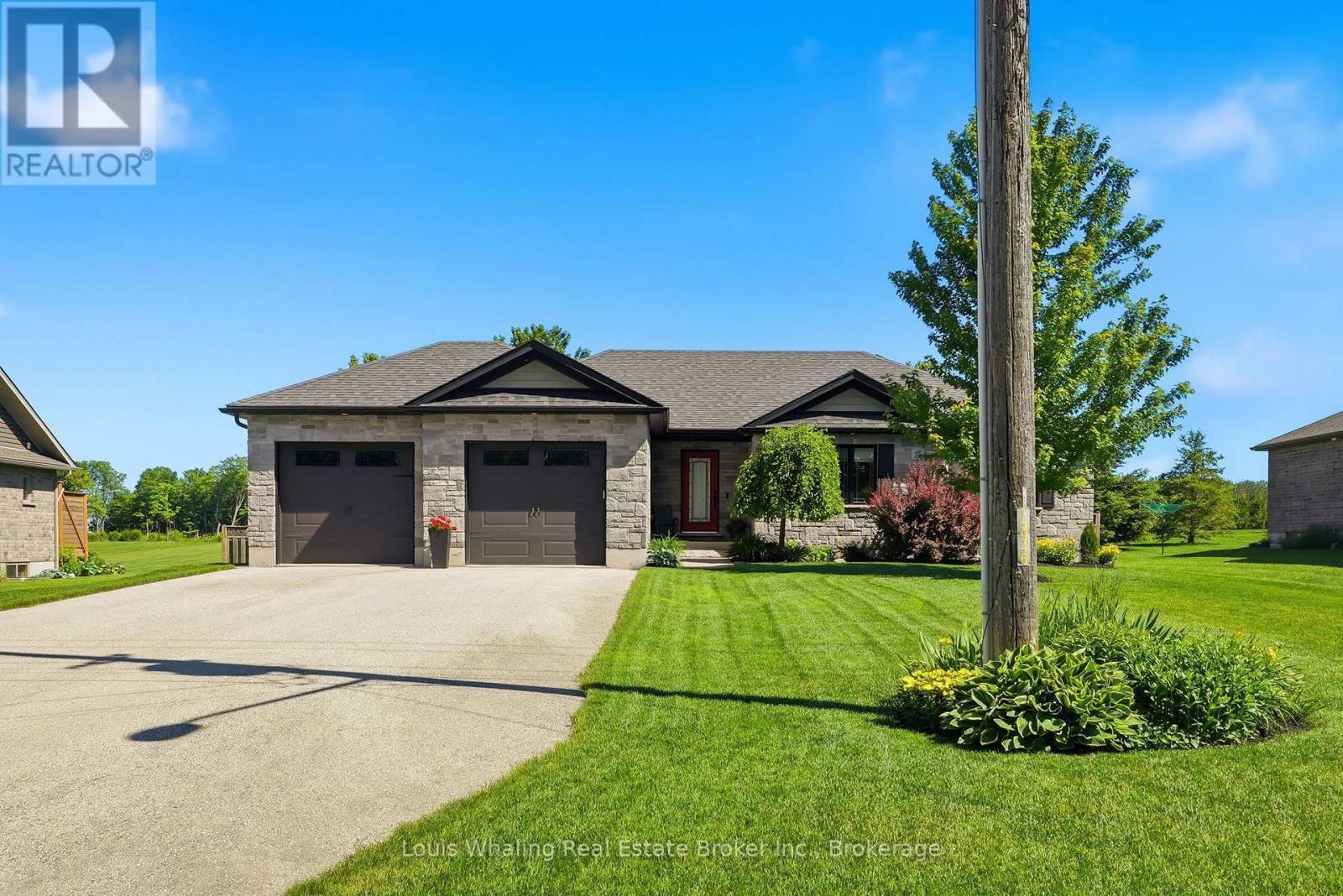 323079 Durham Road E, West Grey, ON