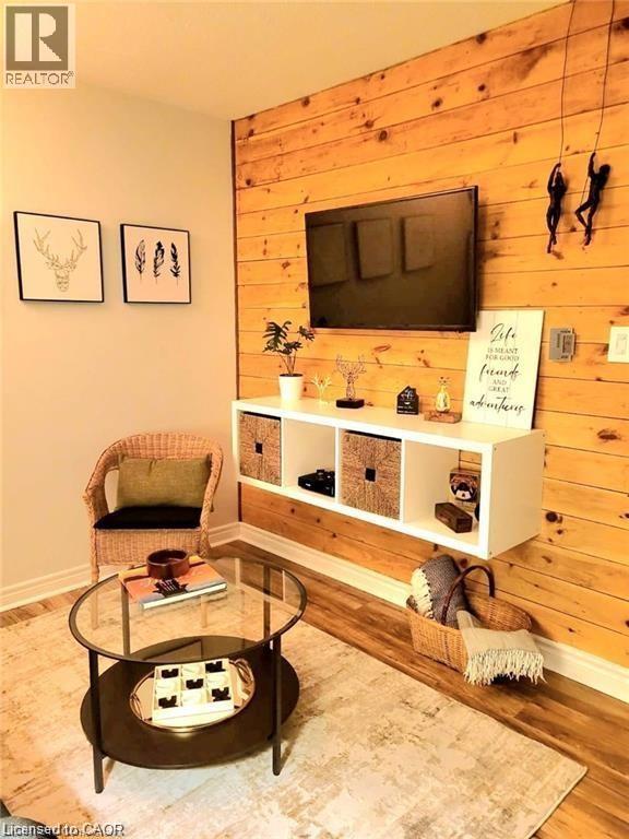 60 Obermeyer Drive, Kitchener, ON - Indoor Photo Showing Other Room