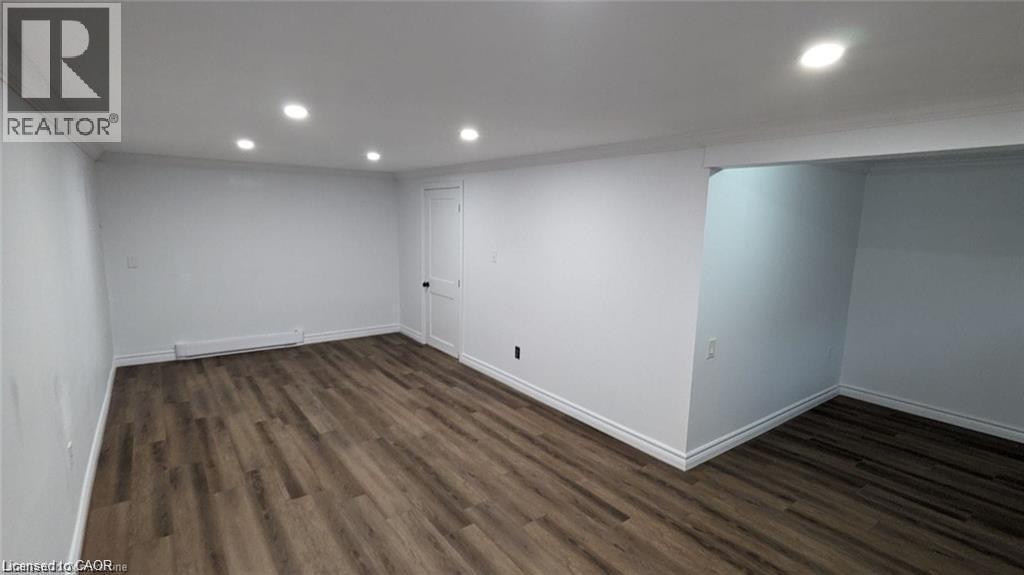 60 Obermeyer Drive, Kitchener, ON - Indoor