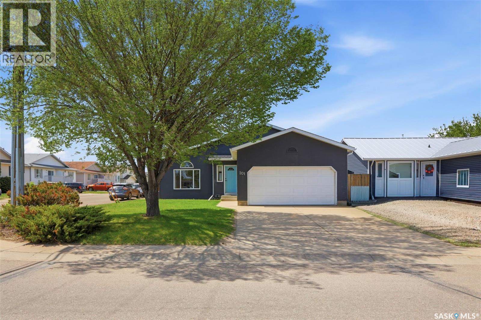 201 1St Avenue N, Warman, SK