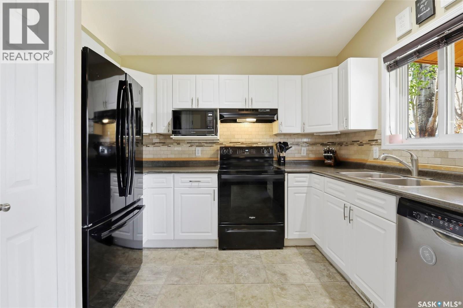 201 1St Avenue N, Warman, SK