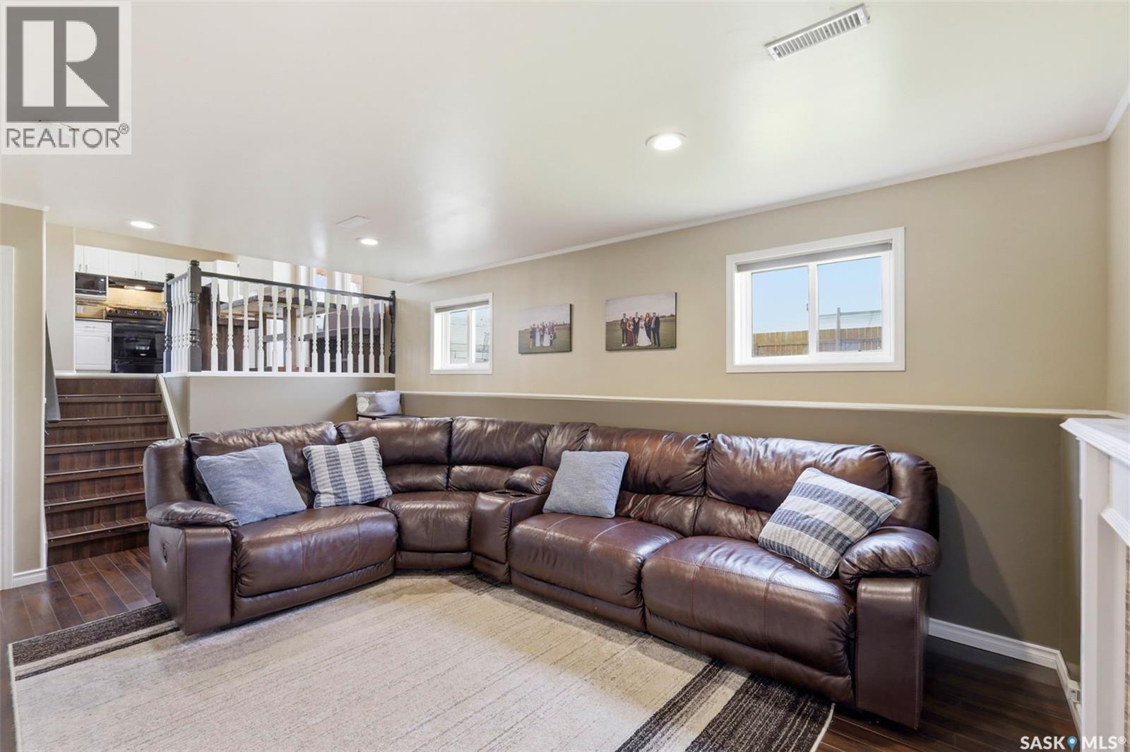 201 1St Avenue N, Warman, SK