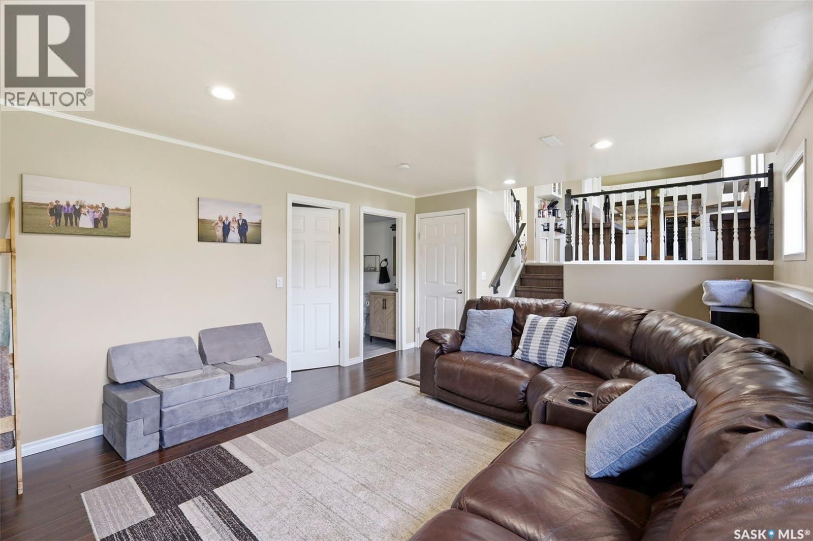 201 1St Avenue N, Warman, SK