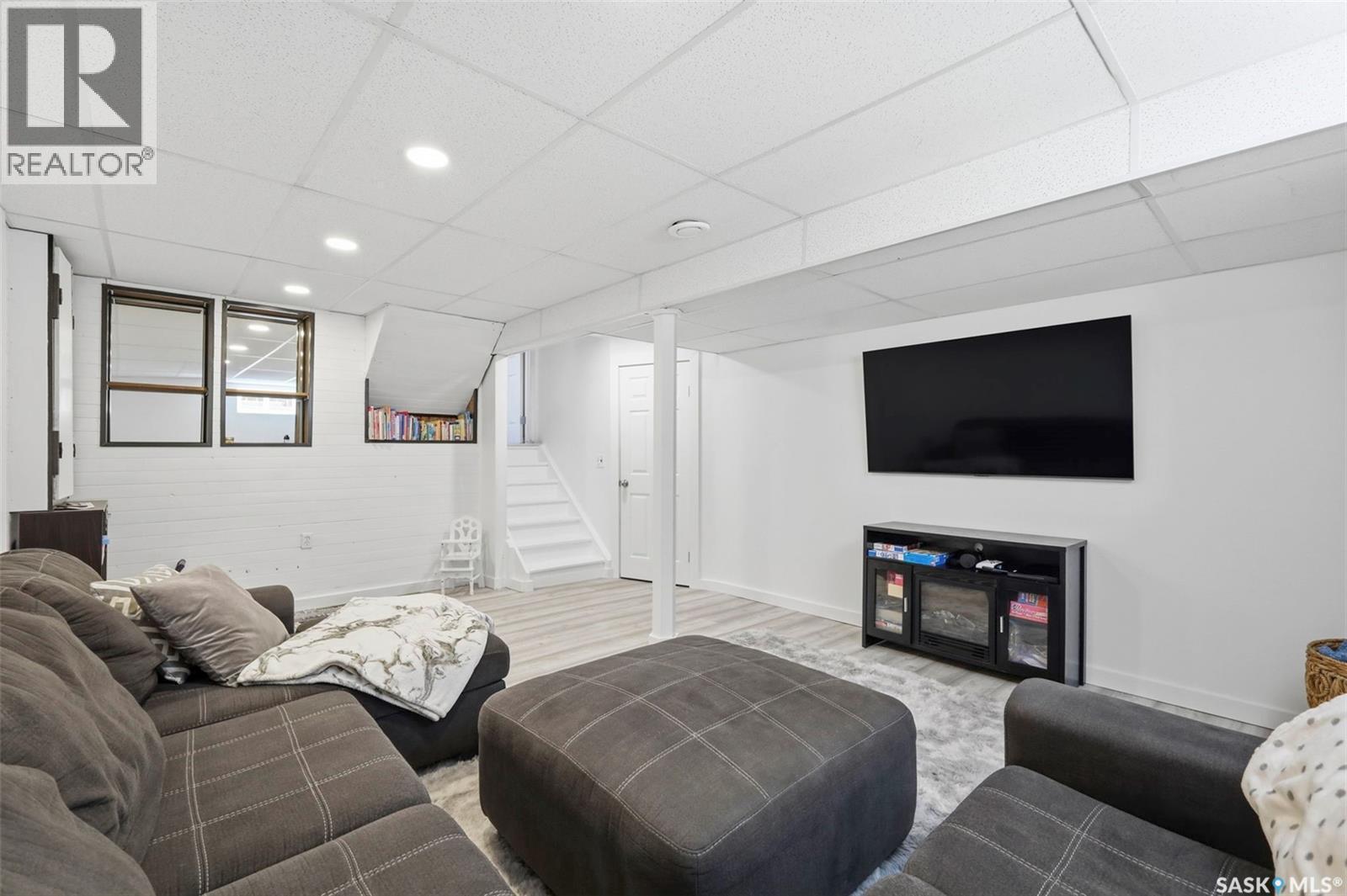 201 1St Avenue N, Warman, SK