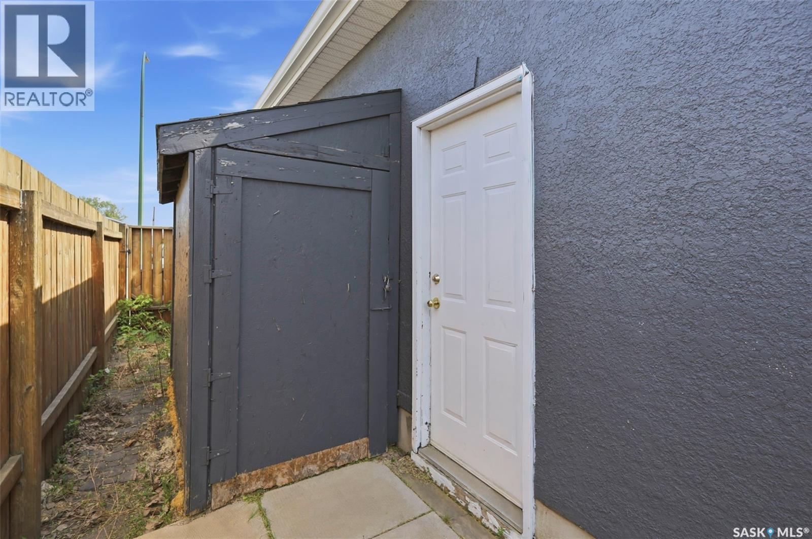 201 1St Avenue N, Warman, SK