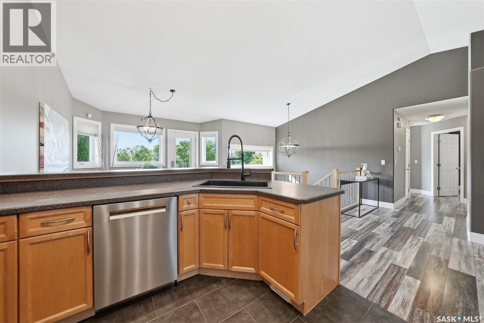 710 Wright Crescent, Saskatoon, SK